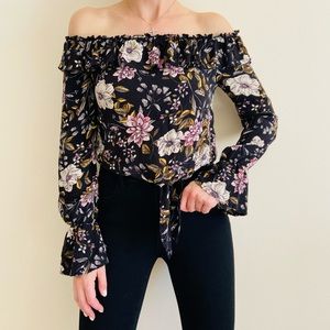 Guess floral boho long sleeve crop top
